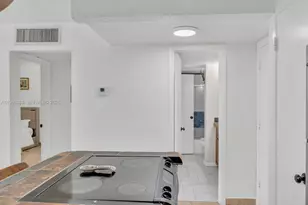 7403 SW 82nd St, Miami, FL 33143 - Photo 15