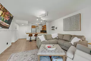 7403 SW 82nd St, Miami, FL 33143 - Photo 21