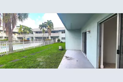4251 NW 5th St #109, Plantation, FL 33317 - Photo 3