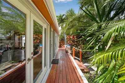 905 Mandarin Isle, Fort Lauderdale, FL 33315 - Photo 11