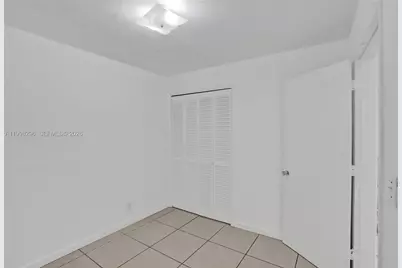 877 W 33rd St, Hialeah, FL 33012 - Photo 43