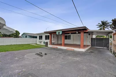 877 W 33rd St, Hialeah, FL 33012 - Photo 17
