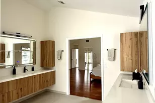 8001 SW 160th St, Palmetto Bay, FL 33157 - Photo 13