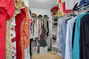 7910 Harbor Island Dr, North Bay Village, FL 33141 - Photo 35