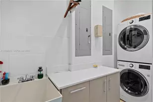 435 Hampton Ln, Key Biscayne, FL 33149 - Photo 35