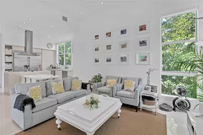 435 Hampton Ln, Key Biscayne, FL 33149 - Photo 31