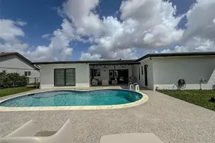 11820 NW 23rd St, Pembroke Pines, FL 33026 - Photo 29