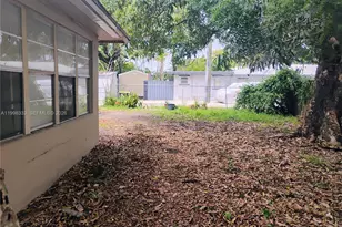 254 SW 15th St, Dania Beach, FL 33004 - Photo 15