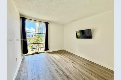 17560 Atlantic Blvd #404, Sunny Isles Beach, FL 33160 - Photo 13