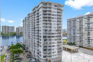18011 Biscayne Blvd, Aventura, FL 33160 - Photo 9