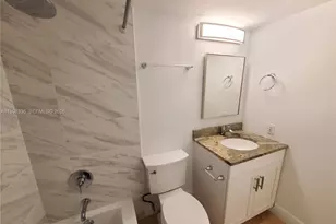 540 Brickell Key Dr, Miami, FL 33131 - Photo 9