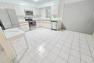 712 SE 8th St, Cape Coral, FL 33990 - Photo 7
