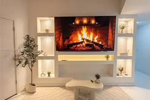 851 NE 1st Ave, Miami, FL 33132 - Photo 3