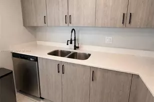 25761 SW 144th Ave, Homestead, FL 33032 - Photo 3