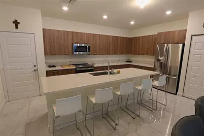 4738 NW 83rd Path, Doral, FL 33166 - Photo 7