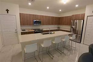 4738 NW 83rd Path, Doral, FL 33166 - Photo 7