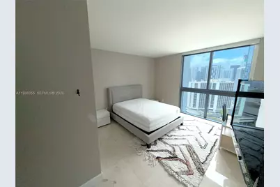 500 Brickell Ave #3001, Miami, FL 33131 - Photo 7