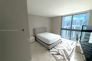 500 Brickell Ave, Miami, FL 33131 - Photo 7