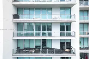 92 SW 3rd St, Miami, FL 33130 - Photo 47