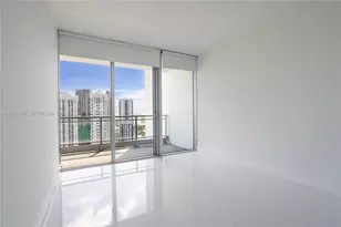 92 SW 3rd St, Miami, FL 33130 - Photo 19