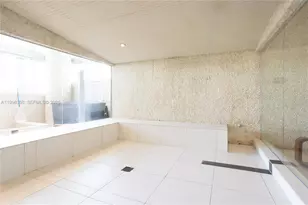 92 SW 3rd St, Miami, FL 33130 - Photo 65