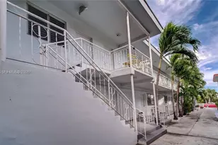 790 81st St, Miami Beach, FL 33141 - Photo 9