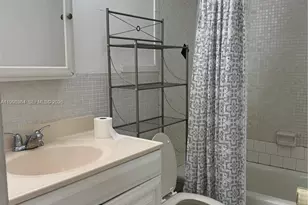 3660 NE 166th St, North Miami Beach, FL 33160 - Photo 7