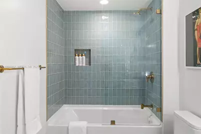 601 NE 1 St #2716, Miami, FL 33132 - Photo 23