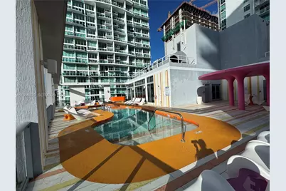 31 SE 6th St #303, Miami, FL 33131 - Photo 23