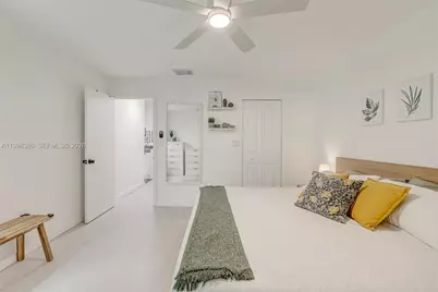 526 Danville Ter, Davie, FL 33325 - Photo 15