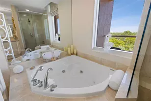 10 Edgewater Dr, Coral Gables, FL 33133 - Photo 15