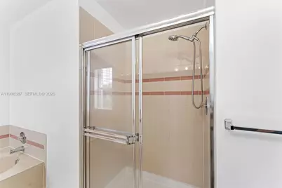 1120 W Lake St #0, Hollywood, FL 33020 - Photo 17