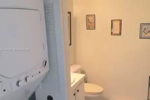 5570 NW 44th St, Lauderhill, FL 33319 - Photo 7