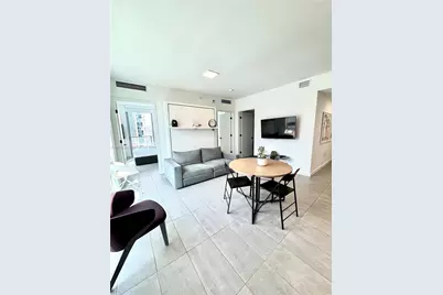 227 NE 2nd St #2306, Miami, FL 33132 - Photo 5