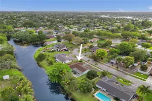 460 SW 66th Ave, Margate, FL 33068 - Photo 43