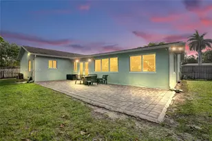 460 SW 66th Ave, Margate, FL 33068 - Photo 45