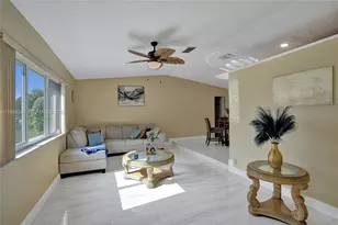 460 SW 66th Ave, Margate, FL 33068 - Photo 5