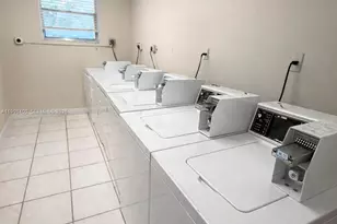 16508 NE 26th Ave, North Miami Beach, FL 33160 - Photo 21