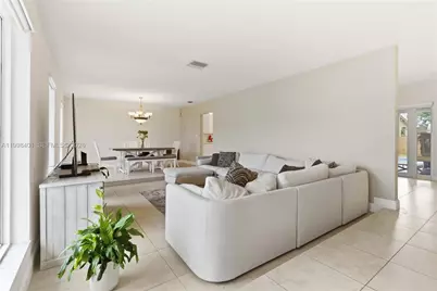 19911 SW 84th Ave, Cutler Bay, FL 33189 - Photo 5