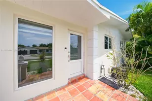 19911 SW 84th Ave, Cutler Bay, FL 33189 - Photo 5