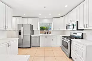 19911 SW 84th Ave, Cutler Bay, FL 33189 - Photo 11