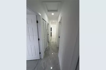 596 Ragan Dr, Miami Springs, FL 33166 - Photo 17