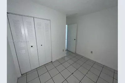 58 SW 14th Ter, Homestead, FL 33030 - Photo 13