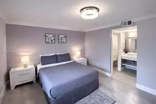 1150 Collins Ave, Miami Beach, FL 33139 - Photo 9