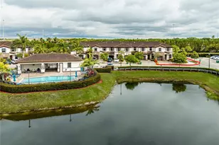 8903 NW 184th Terrace, Miami Lakes, FL 33018 - Photo 7