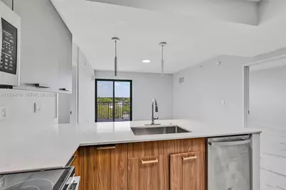 840 NE 130th Street #601, North Miami, FL 33161 - Photo 9