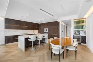 3300 NE 188th St, Aventura, FL 33180 - Photo 11