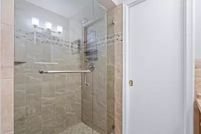 5214 W Park Rd, Hollywood, FL 33021 - Photo 15