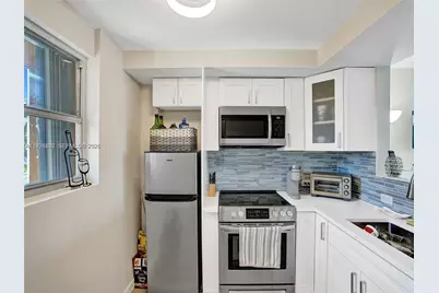 1777 SE 15th St #217, Fort Lauderdale, FL 33316 - Photo 5