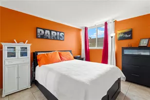 840 NW 87th Ave, Miami, FL 33172 - Photo 13